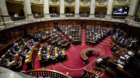 Búsqueda | Asamblea General en el Palacio Legislativo en Montevideo. Foto: Javier Calvelo / adhocFOTOS