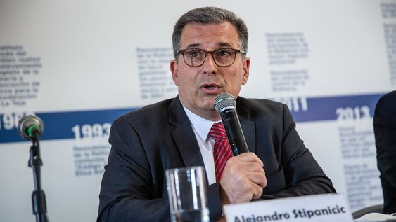 El presidente de Ancap, Alejandro Stipanicic, durante el lanzamiento del Programa H2U. Foto: Mauricio Zina / adhocFOTOS El presidente de Ancap, Alejandro Stipanicic, durante el lanzamiento del Programa H2U. Foto: Mauricio Zina / adhocFOTOS