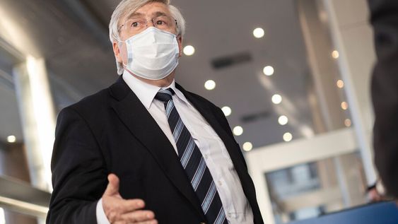 Tabaré Viera en la Torre Ejecutiva. Foto: Pablo Vignali / adhocFOTOS Tabaré Viera en la Torre Ejecutiva. Foto: Pablo Vignali / adhocFOTOS