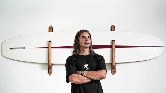 Julián Schweizer. Julián Schweizer.