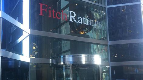 imagen de Bonos estables; Fitch cauta sobre plan de ajuste de Lacalle