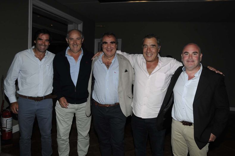 Los consignatarios de ganado Fernando José de la Peña, Alberto Gallinal, Alejandro Berrutti, Ignacio Victorica y Santiago Sánchez