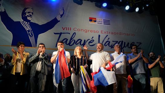 Cierre del Congreso Nacional del Frente Amplio en el Palacio Peñarol en 2023 Cierre del Congreso Nacional del Frente Amplio en el Palacio Peñarol en 2023