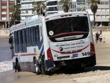 Ómnibus de Cutcsa que chocó en la rambla de Pocitos en octubre de 2024 Ómnibus de Cutcsa que chocó en la rambla de Pocitos en octubre de 2024