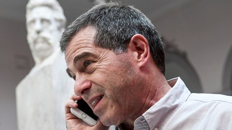 Talvi, en la casa del Partido Colorado, en su etapa de precandidato presidencial