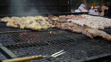 imagen de Mientras productores expresan preocupación, el gobierno defiende importación de cortes de pollo para “proteger” a consumidores