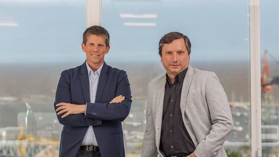 Felipe Klimas, responsable de Marketing de General Motors, y Claudio DAgostini, gerente general