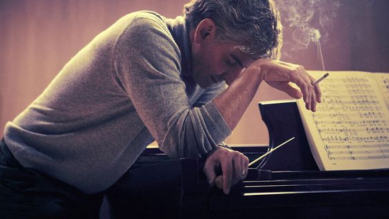 Bradley Cooper personifica a Leonard Bernstein