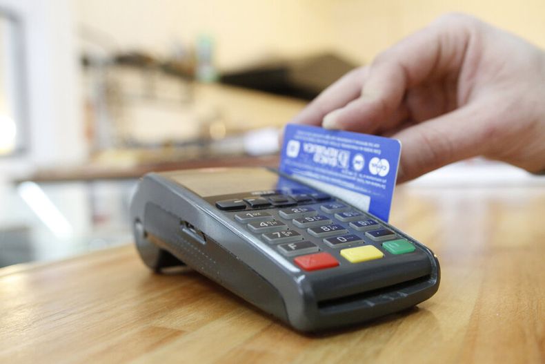 imagen de El negocio de la bancarización: más pagos electrónicos, menos sucursales y cajeros, y la “evolución” en el trasiego de efectivo