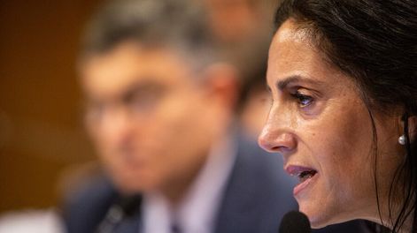 saac Alfie y Azucena Arbeleche en comisión parlamentaria. Foto: Mauricio Zina / adhocFOTO