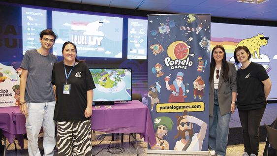 De Pomelo Games: Mateo Romero, Lucía Gómez, Maira Riela y Eva Correa De Pomelo Games: Mateo Romero, Lucía Gómez, Maira Riela y Eva Correa
