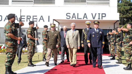 imagen de Funcionarios del Poder Ejecutivo realizaron más de 1.600 viajes al exterior; mayor viático de una misión rondó los US$ 50.000 imagen de Funcionarios del Poder Ejecutivo realizaron más de 1.600 viajes al exterior; mayor viático de una misión rondó los US$ 50.000