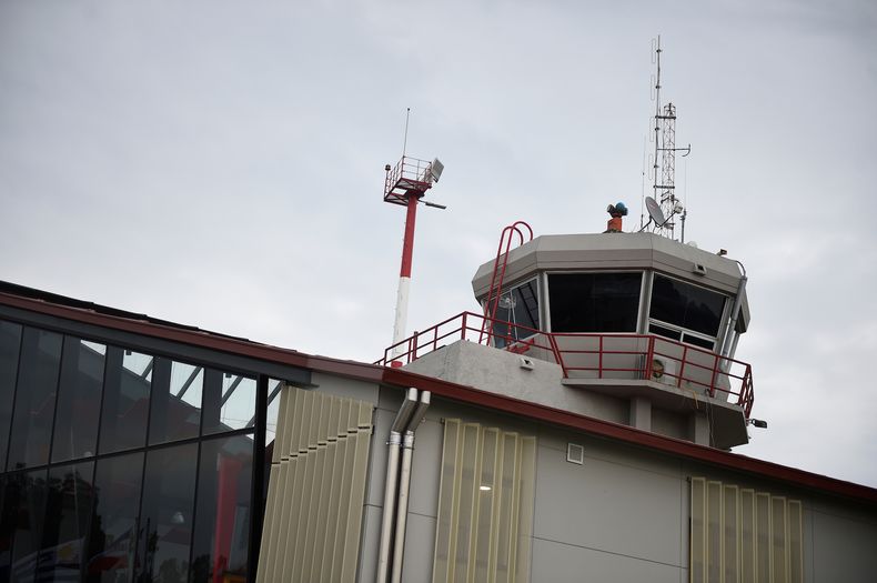 El conflicto entre el Ministerio de Defensa y los controladores aéreos se remonta a 2022. 
