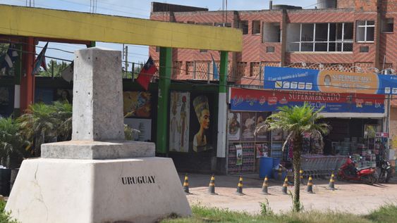 El Chuy, en la frontera con Brasil, es centro de actividades de cambio de dinero y lavado de activos sospechadas de financiar operaciones de terrorismo El Chuy, en la frontera con Brasil, es centro de actividades de cambio de dinero y lavado de activos sospechadas de financiar operaciones de terrorismo