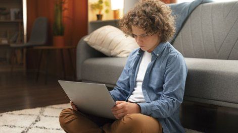 Cada vez la ludopatía es más común en niños y adolescentes.