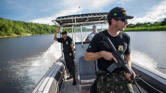 imagen de Uruguay aplaza un proyecto que permite a la Policía de países del Mercosur cruzar fronteras sin autorización para perseguir criminales imagen de Uruguay aplaza un proyecto que permite a la Policía de países del Mercosur cruzar fronteras sin autorización para perseguir criminales