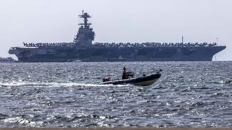 EE.UU. despliega su mayor portaaviones en el Caribe en medio de tensión con Venezuela.