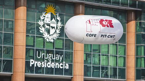 Búsqueda | La reforma del servicio civil se negoció con COFE. Foto: Mauricio Zina / adhocFOTOS