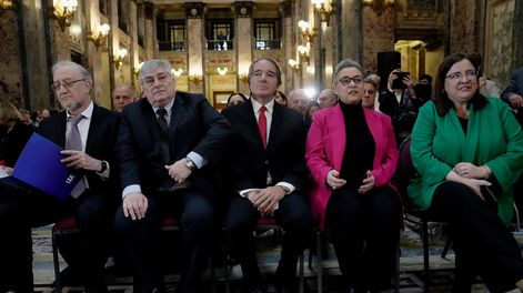 Acto de asunción del Consejo Directivo de la INDDHH en el Salón de los Pasos Perdidos del Palacio Legislativo