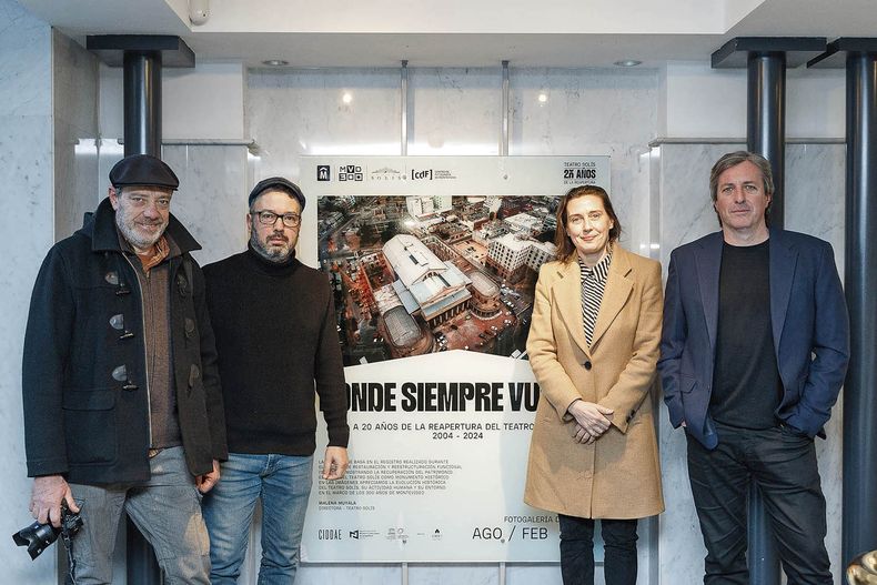 Fotógrafo expositor Luis Alonso, director del Centro de Fotografía de Montevideo Daniel Sosa, directora del Teatro Solís Malena Muyala y encargado del Centro de Investigacion, Documentación y Difusión de las Artes Escénicas Marcelo Sienra