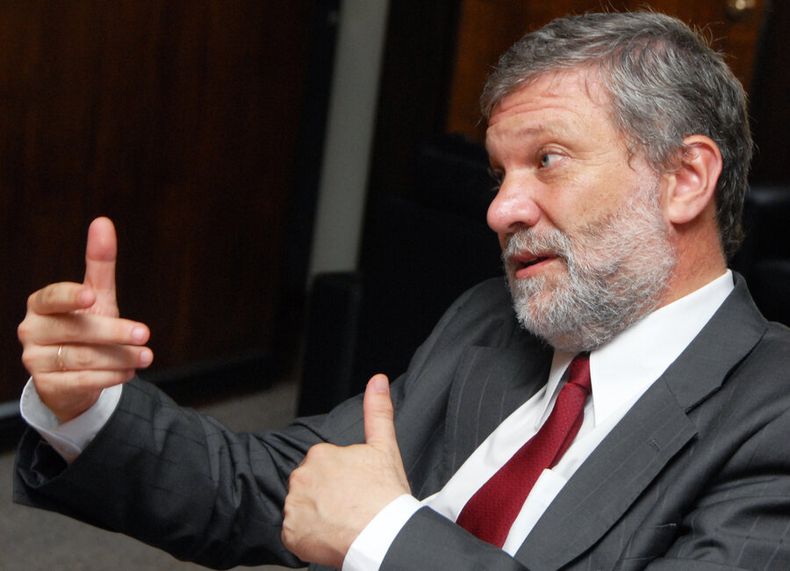 imagen de El Ministerio de Economía avaló el plan de inversiones de Ancap y  nunca hizo una advertencia concreta, dice ex ministro Kreimerman
