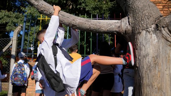 Primer día de clases de 2025 en la Escuela Nº 142 de tiempo completo, en Montevideo Primer día de clases de 2025 en la Escuela Nº 142 de tiempo completo, en Montevideo