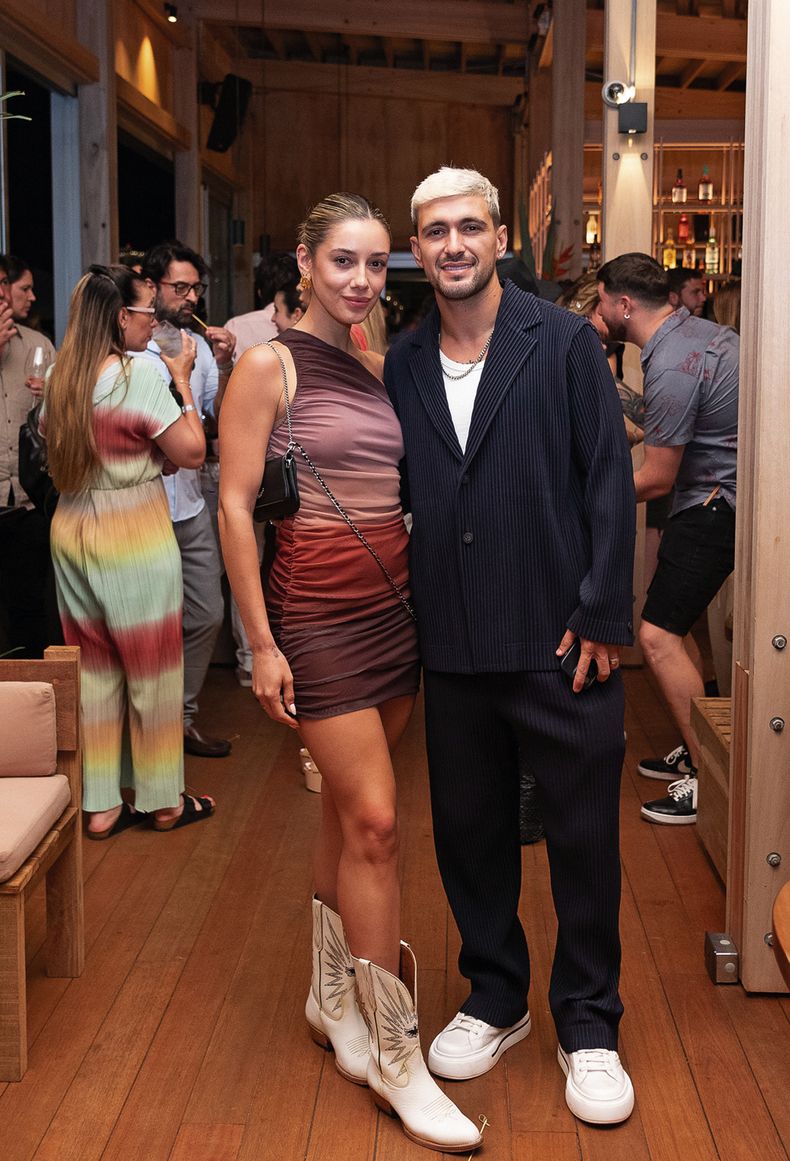 Camila Bastiani y Giorgian de Arrascaeta