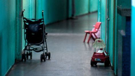 Búsqueda | Cárcel de mujeres presas con sus hijos