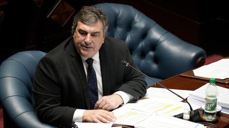 Sergio Botana, presidente de la Comisión de Hacienda del Senado. Foto: Javier Calvelo / adhocFOTOS