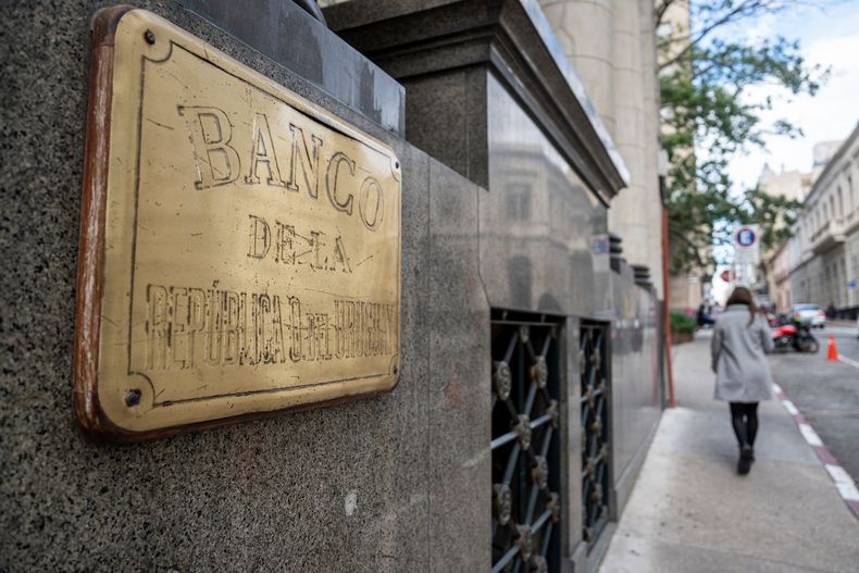 Banco de la República Oriental del Uruguay.