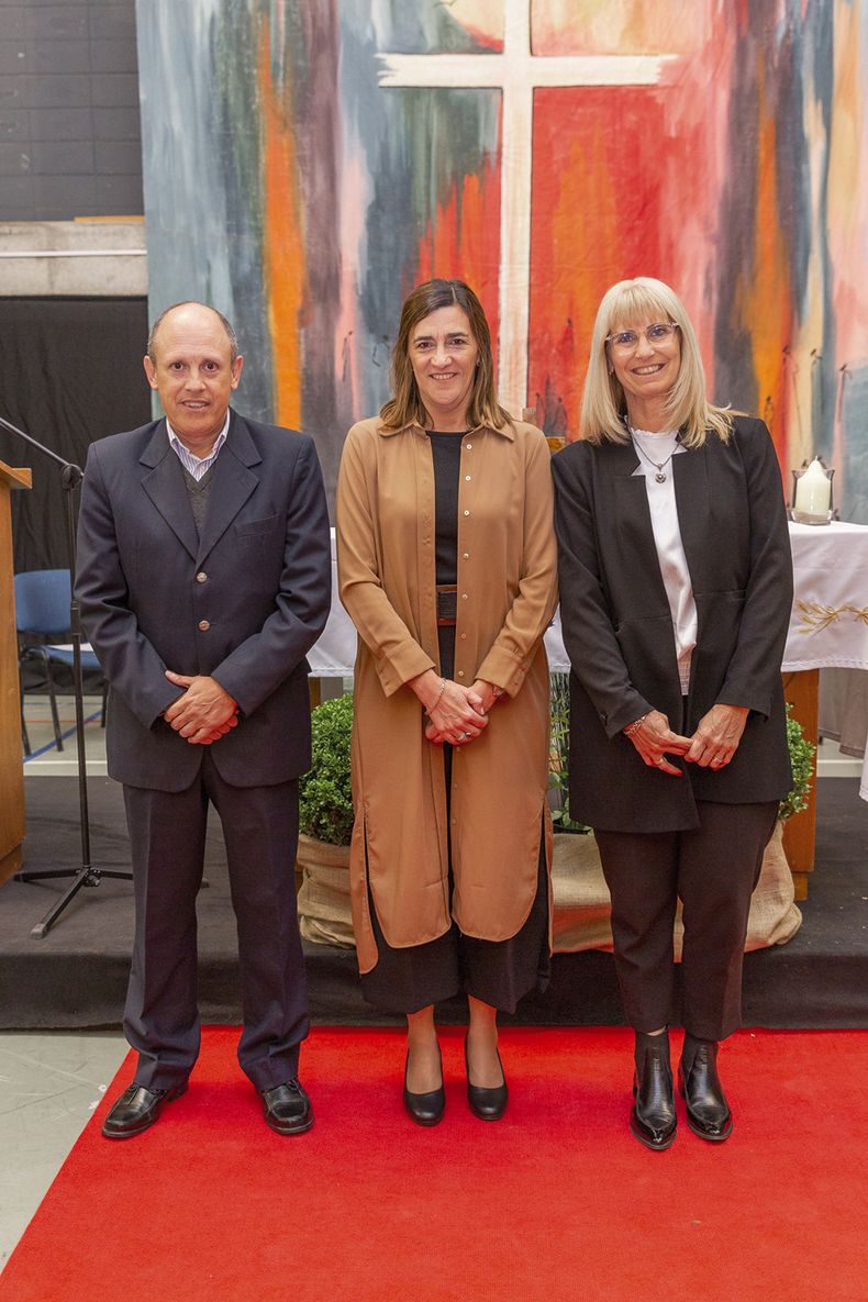 Del Colegio Stella Maris: Roberto Bouzada, Patricia Ponce de León y Gabriela Roca