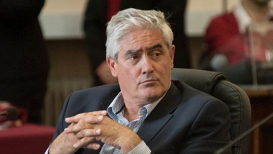 imagen de Bascou, el hombre que sacudió la interna blanca y soporta los pedidos de renuncia elevando su perfil y mostrando obra imagen de Bascou, el hombre que sacudió la interna blanca y soporta los pedidos de renuncia elevando su perfil y mostrando obra