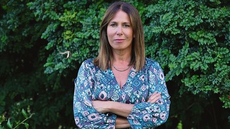 Rosanna de Olivera en su casa. Foto: Javier Calvelo, adhocFOTOS