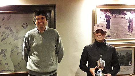 Presidente de la AUG Pablo Faget y la campeona Sofía García Austt