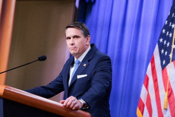 El fiscal general adjunto Todd Blanche habla en una conferencia de prensa para anunciar una actualización sobre los archivos de Epstein en el Departamento de Justicia el 30 de enero de 2026 en Washington, D.C.