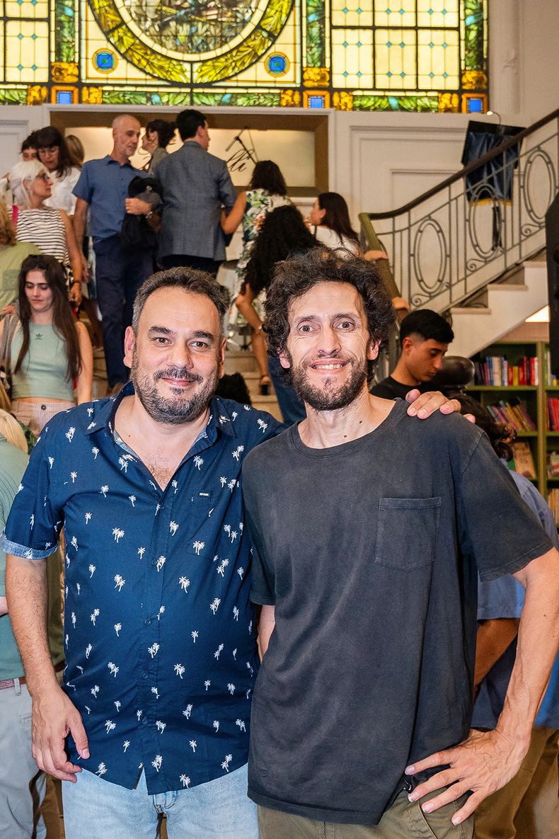 De Feltrinelli Uruguay: representante Alejandro Lagazeta y gerente Sebastián Casafúa.