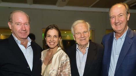 Felipe Hareau; la gerente senior de Sostenibilidad y Comunicaciones de Montes del Plata, Carolina Moreira; Enrique Buero Harley; y Nicolás Etcheverry