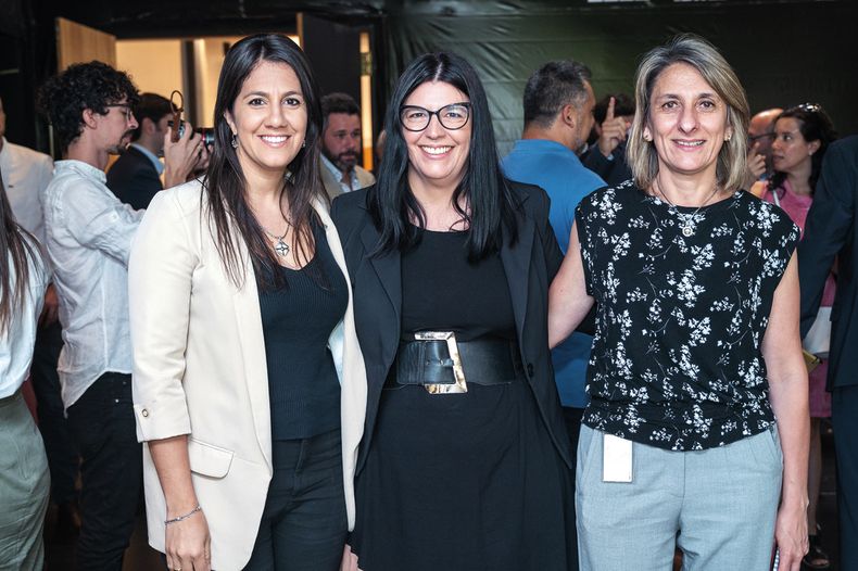 Cecilia Llarena, Daniela Arias y Claudia Ferrani
