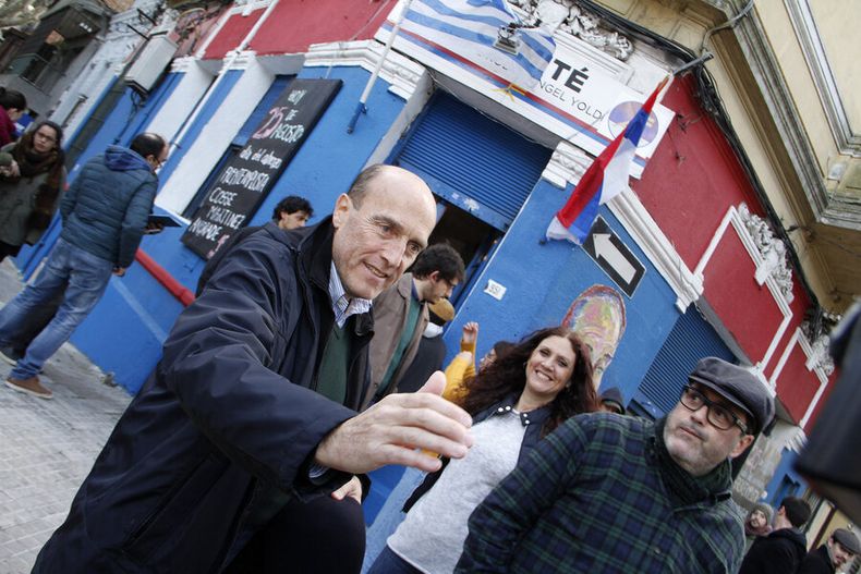 imagen de Martínez y Cosse dan pasos hacia sus candidaturas y el Partido Comunista da luz verde para que Andrade se sume a la carrera