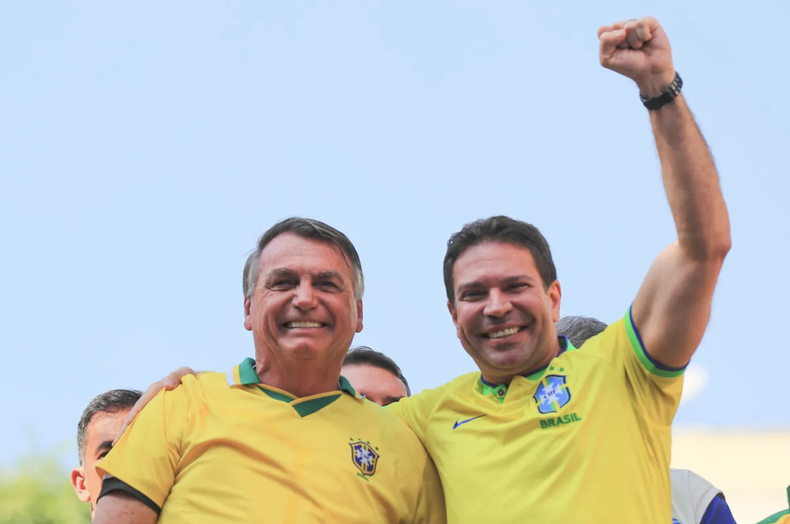 Alexandre Ramagem y Jair Bolsonaro.
