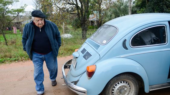 imagen de El Frente Amplio tiene “la enfermedad del segundo batllismo” y puede perder por eso; lo importante es “preservar el estandarte” imagen de El Frente Amplio tiene “la enfermedad del segundo batllismo” y puede perder por eso; lo importante es “preservar el estandarte”