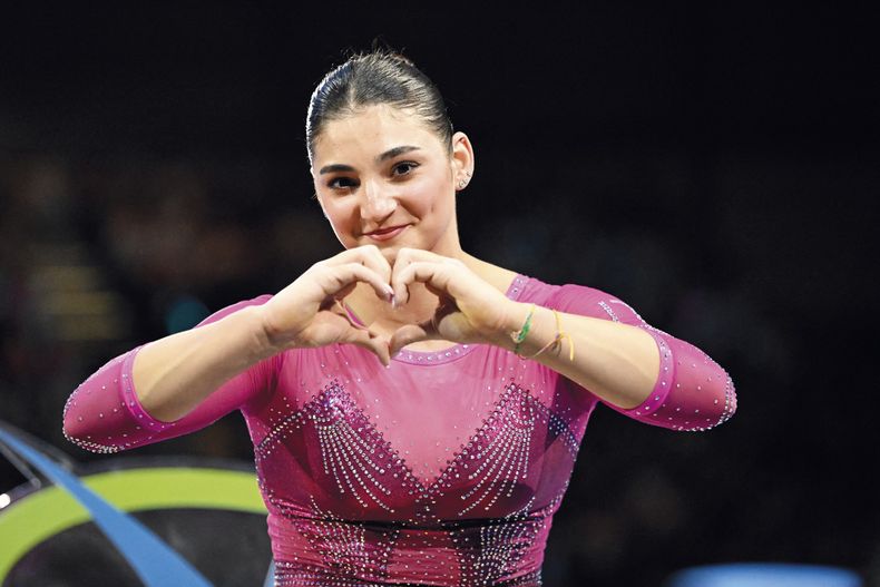 Manila Espósito se llevó el oro en all-around, tal como lo había hecho el año pasado, e hizo historia al convertirse en la primera italiana en conseguir dos coronas en esta competencia