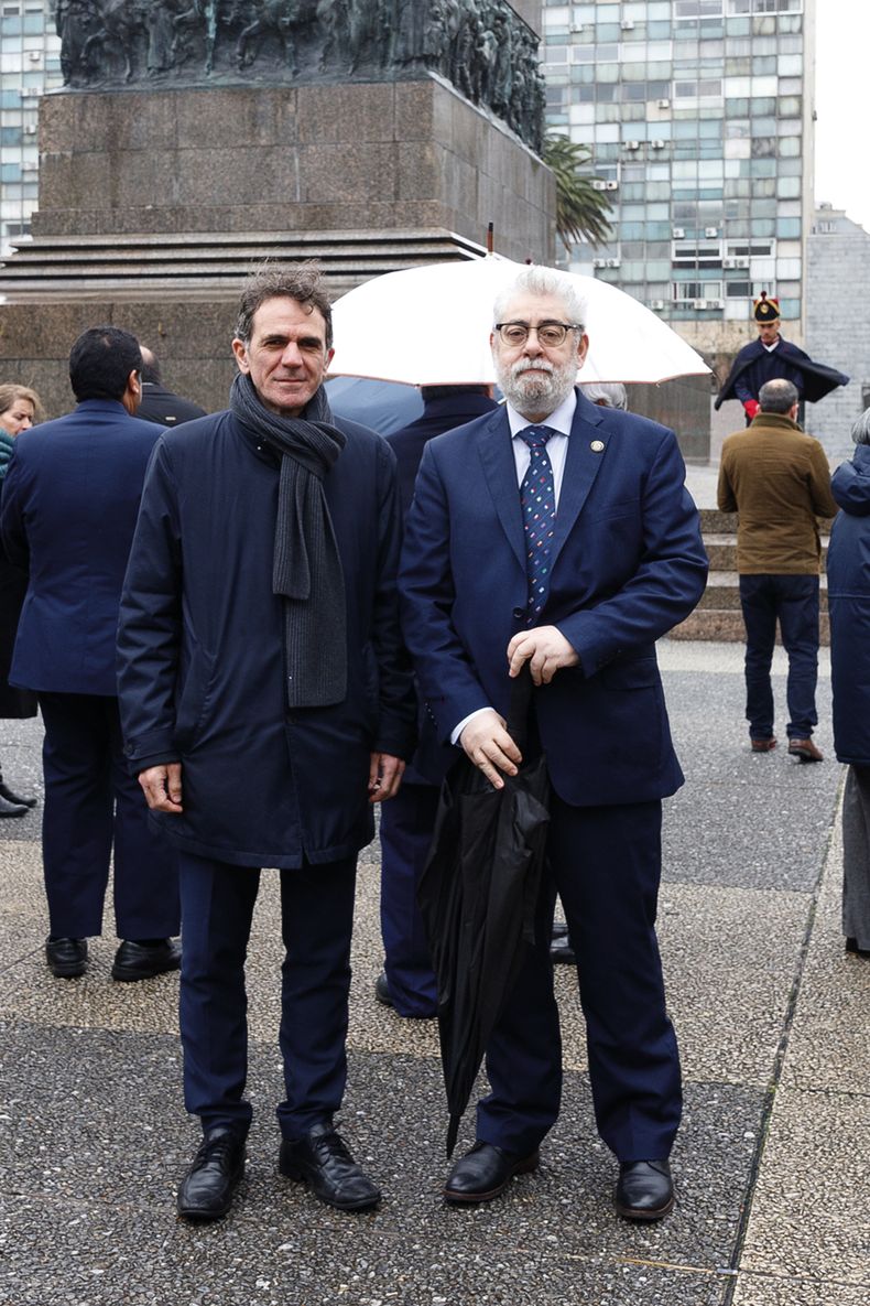 Javier Giz junto a Gerardo Liribrandi, de Protocolo&nbsp;de Cancillería