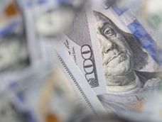 Billetes de dólares.