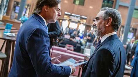 Luis Lacalle Pou y Nicolás Martínez