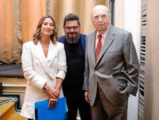 Viviana Ruggiero, director de Penguin Random House Uruguay Julián Ubiría y expresidente Julio María Sanguinetti.