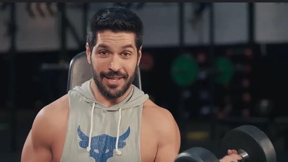 Spot de Andrés Ojeda en un gimnasio Spot de Andrés Ojeda en un gimnasio