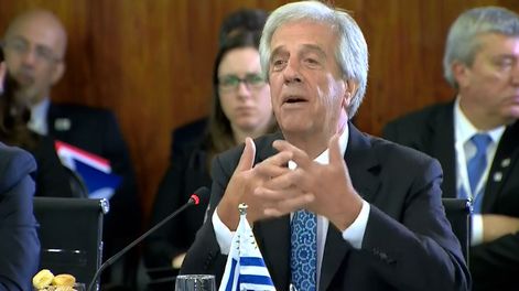 El entonces presidente Tabaré Vázquez, en la cumbre del 2017, en cuyo marco se aprobó el protocolo de compras públicas del Mercosur