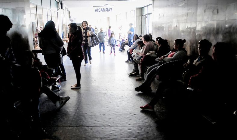 Sector de Farmacia del Hospital Pereira Rossell. Foto: Javier Calvelo, adhocFOTOS