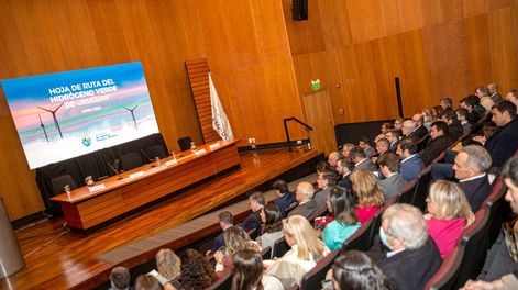 Búsqueda | Presentación de la hoja de ruta del hidrógeno verde en Uruguay. Foto: Mauricio Zina / adhocFOTOS